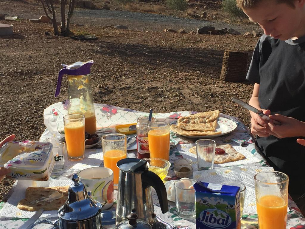 Gite D'Etape Traditionnel Berbere Ifri Buitenkant foto